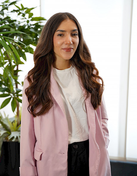 Marketing &
**Social Media.**